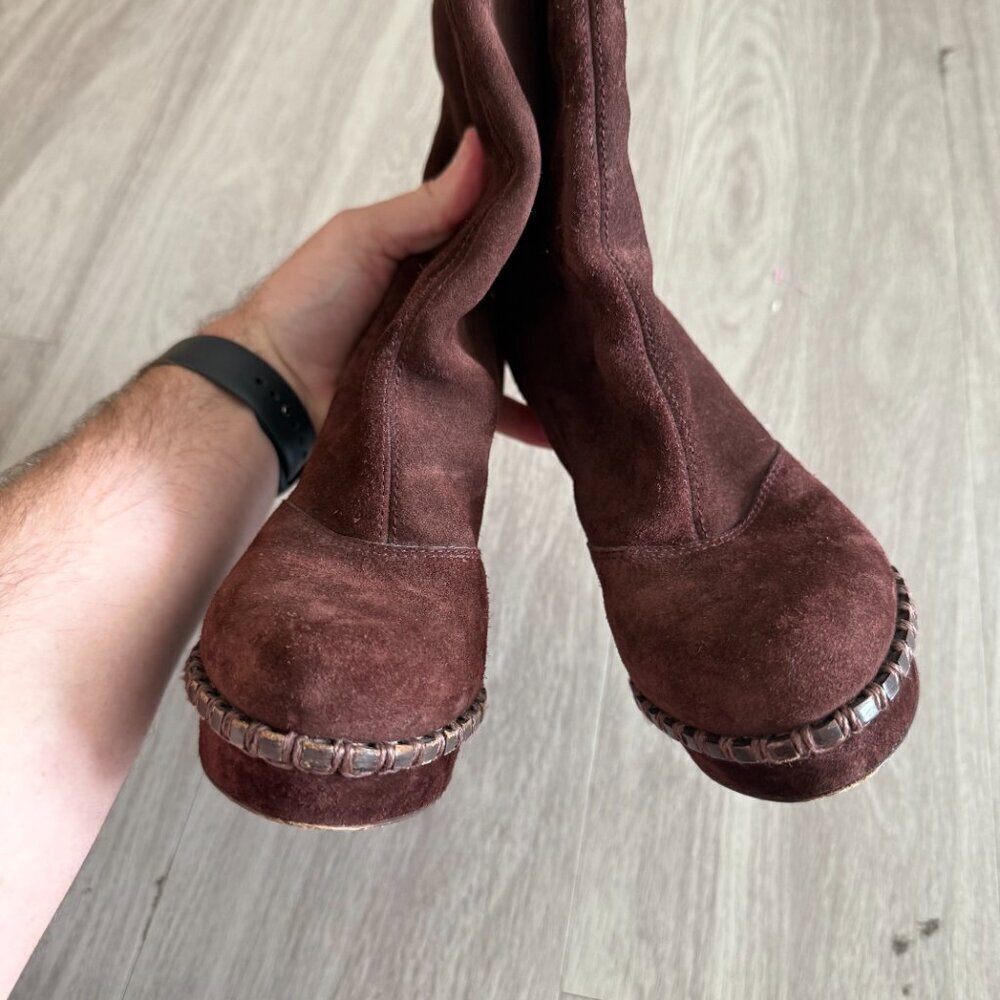 Yves Saint Laurent YSL Brown Suede Platform Boots
Size: 37.5 - Picture 6 of 7